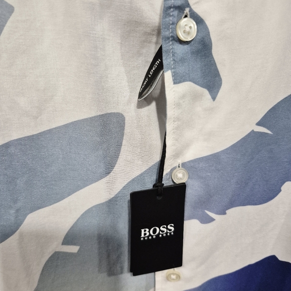 Hugo Boss NWT Lello Leaf Print Blue and White Button Down Shirt - Picture 2 of 6